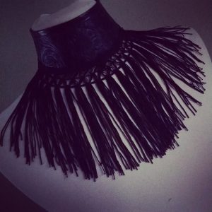 Fringe Collar